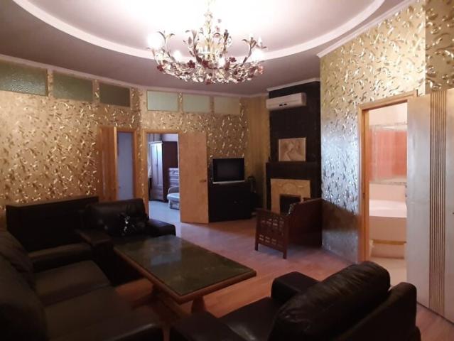 Квартира продажа в Великодолинском, Днепропетровской области