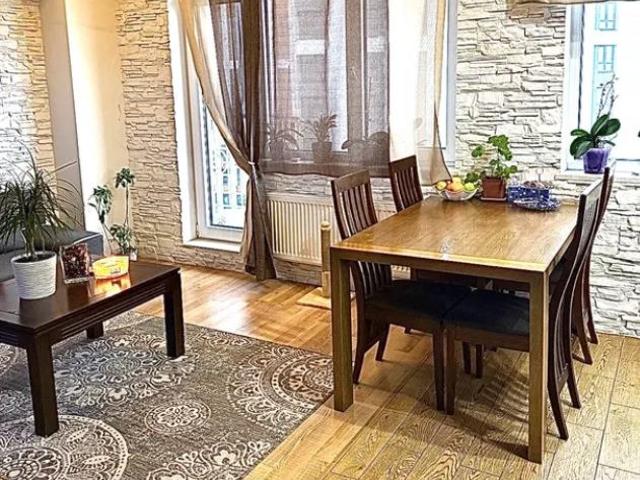 Квартира продажа в Великодолинском, Днепропетровской области