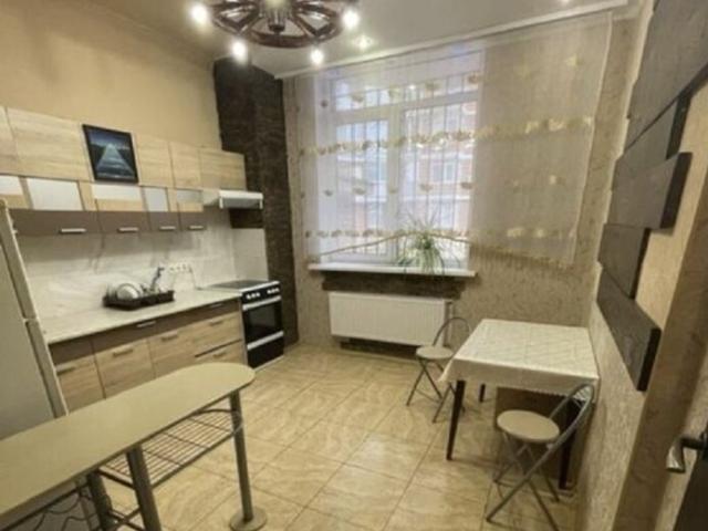 Квартира продажа в Великодолинском, Днепропетровской области