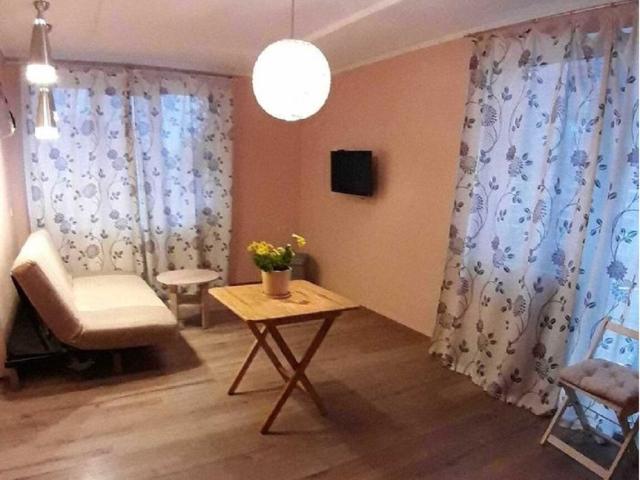 Квартира продажа в Великодолинском, Днепропетровской области