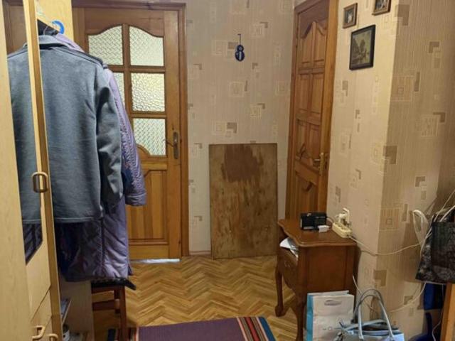 Квартира продажа в Великодолинском, Днепропетровской области