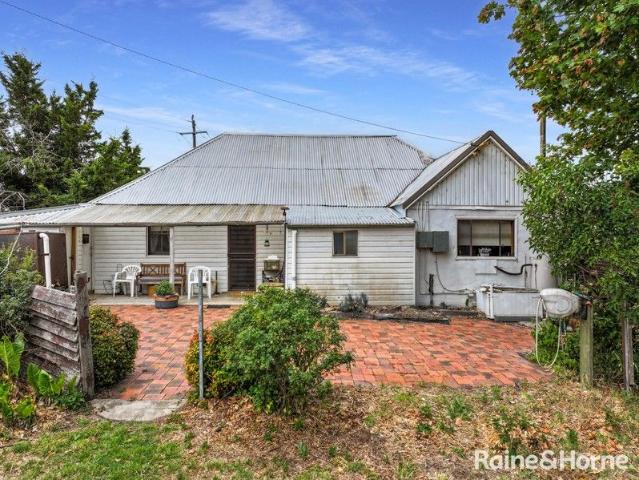 Cottage for sale in Cow Flat, New South Wales