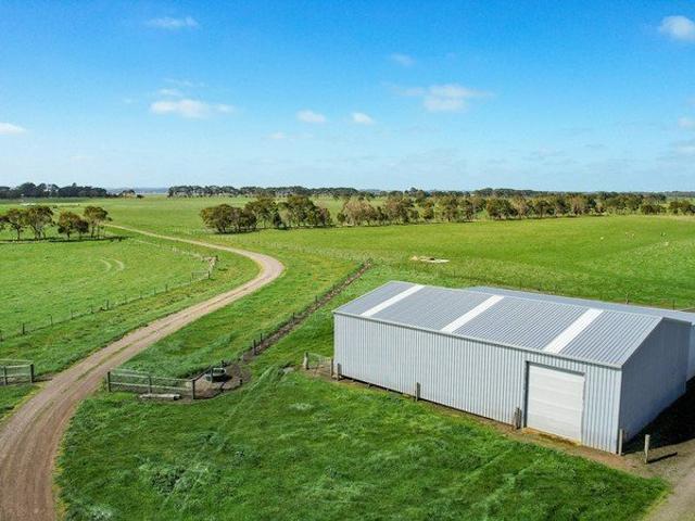 Cottage for sale in Willatook, Shire of Moyne