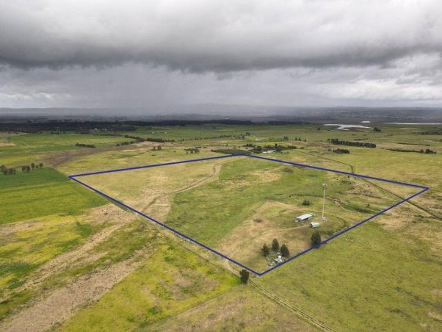 Cottage for sale in Ambergate, New South Wales