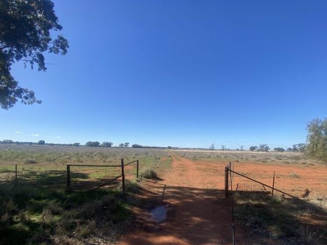 Cottage for sale in Mount Cooper, New South Wales