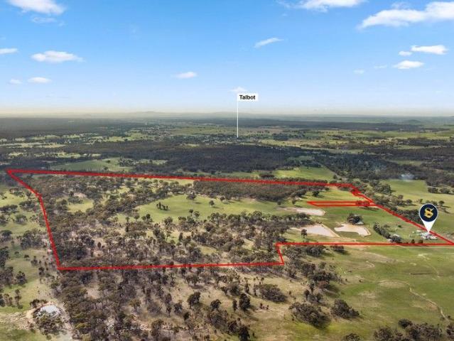 Cottage for sale in Talbot, Victoria