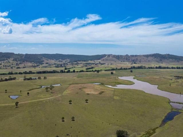 Cottage for sale in Ambergate, New South Wales
