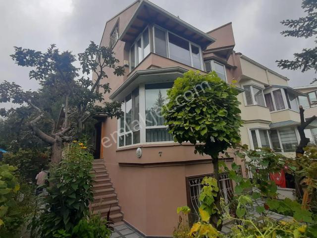 İlko Sitesi, Çankaya içerisinde satılık Villa