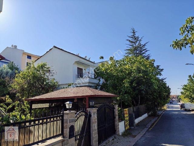 İlko Sitesi, Çankaya içerisinde kiralık Villa