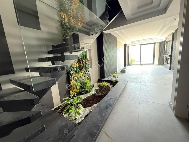 Nilüfer, Bursa içerisinde satılık Villa
