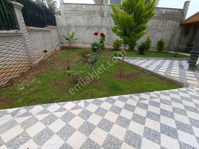 Sariçam, Adana içerisinde kiralık Villa