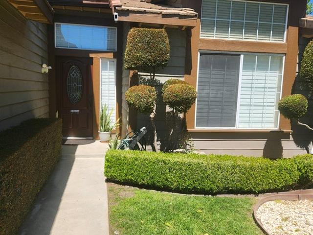 Room for rent in California