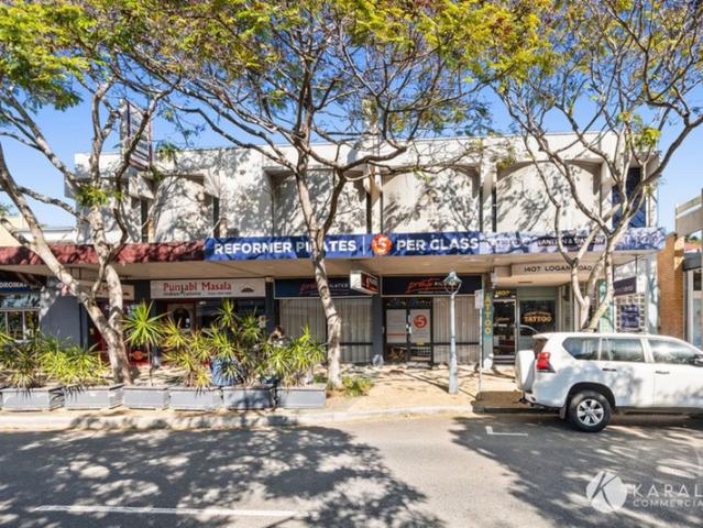 Office for rent in Toombul, Queensland