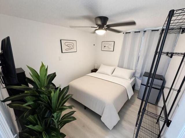 Room for rent in Florida