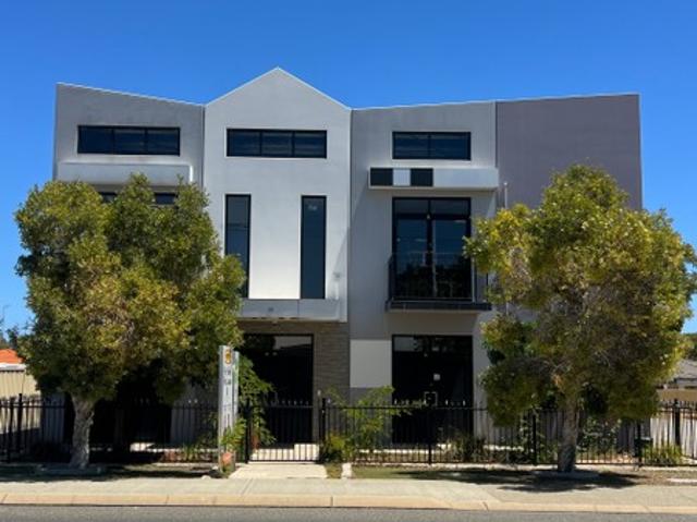 Office for rent in Parklands, Western Australia