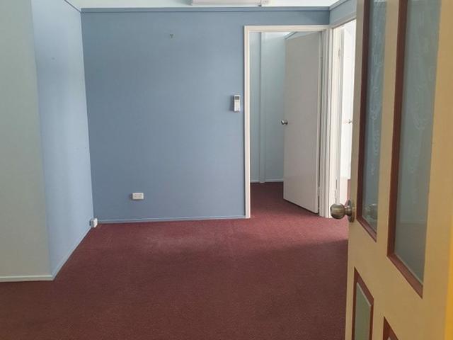 Office for rent in Maryborough, Queensland
