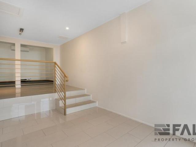 Office for rent in Toombul, Queensland