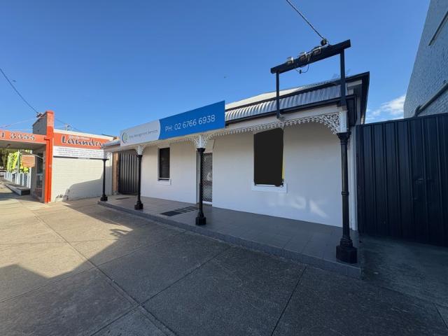 Office for rent in Piallamore, New South Wales