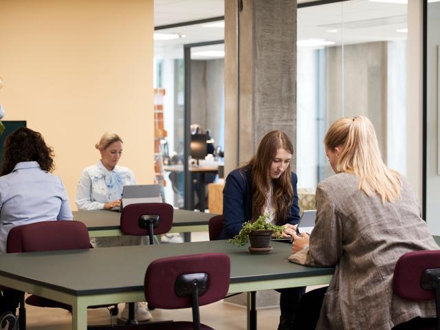 Erhvervsejendom til leje i Roskilde