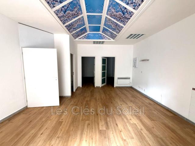 Bureau vente à Arrondissement de Toulon, Hyères