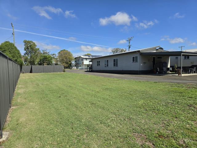 Property for sale in Injune