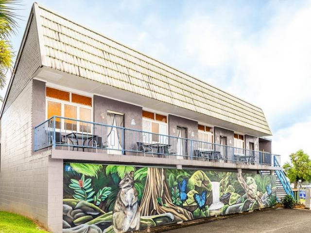 Townhouse for sale in Innisfail, Queensland