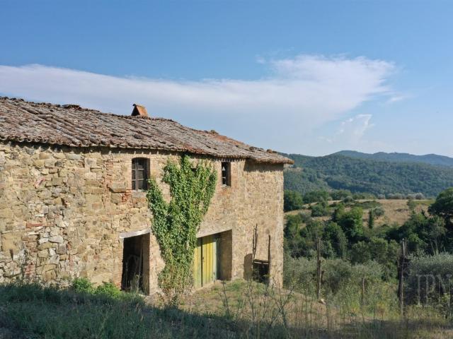 Locale Commerciale in vendita a Preggio, Umbertide