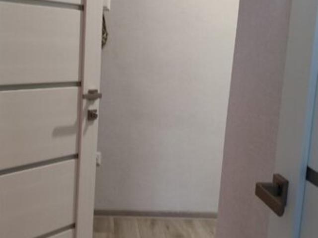 Квартира продажа в Великодолинском, Днепропетровской области