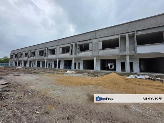 Shop for sale in Pekan, Pahang