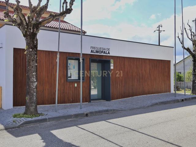 Prédio venda em Castro Daire, Viseu