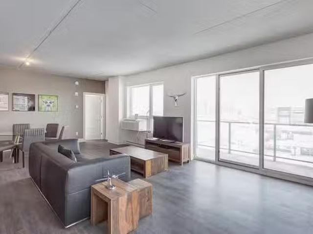 Apartment for rent in Chomedey, Quebec