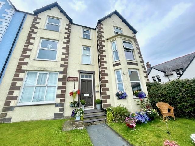 Apartment for rent in Llanfairfechan, Wales