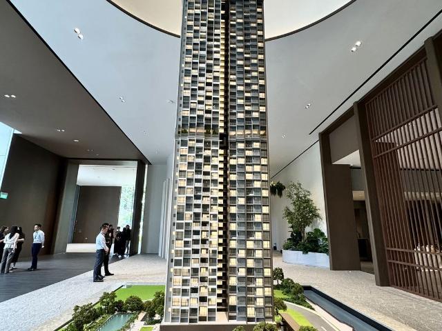 Condominium for sale in Tanglin Road