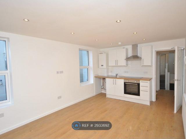 Studio for rent in Southport, Sefton