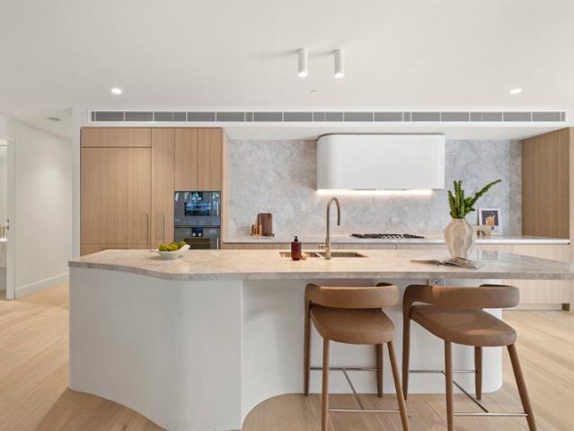 Apartment for sale in Mermaid Beach, Gold Coast City