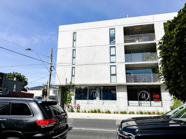 Retail for rent in Camerons Creek, Victoria