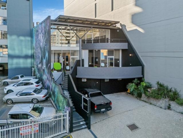 Office for sale in Toombul, Queensland