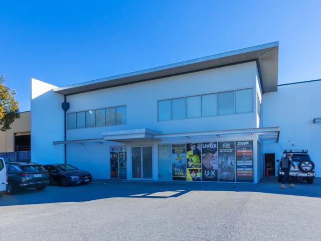Warehouse for rent in Malaga, Western Australia