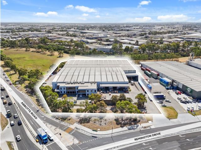 Warehouse for rent in Camerons Creek, Victoria