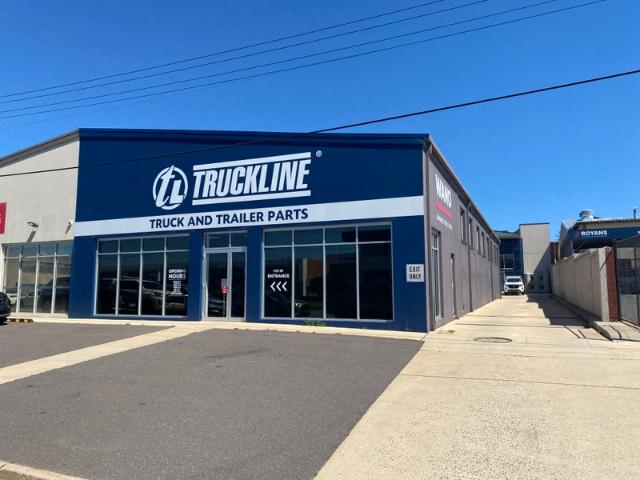 Warehouse for rent in Fyshwick, Canberra
