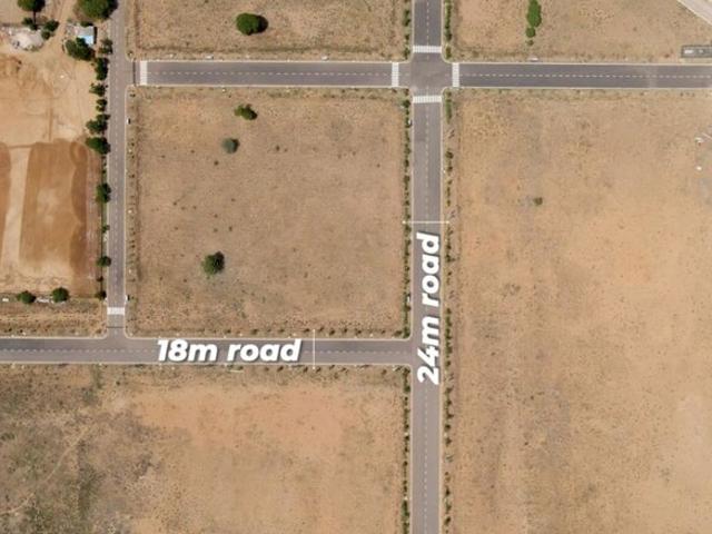 Commercial for sale in Hariana