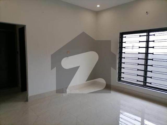 House for sale in Faisalabad, Islamabad Capital Territory