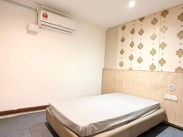 Room for rent in Country Heights Damansara, Kuala Lumpur