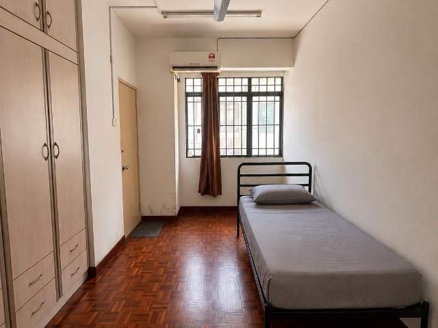 Room for rent in Petaling, Damansara Damai