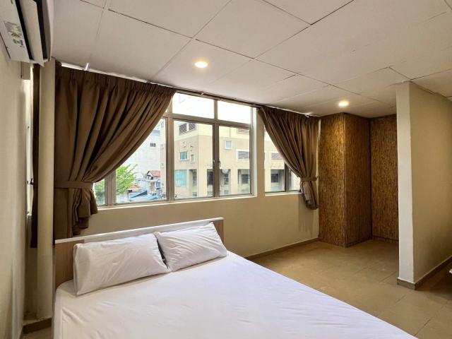 Room for rent in Country Heights Damansara, Kuala Lumpur