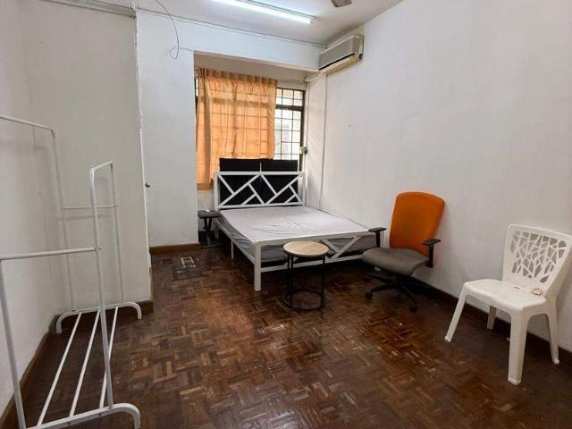 Room for rent in Petaling, Damansara Damai