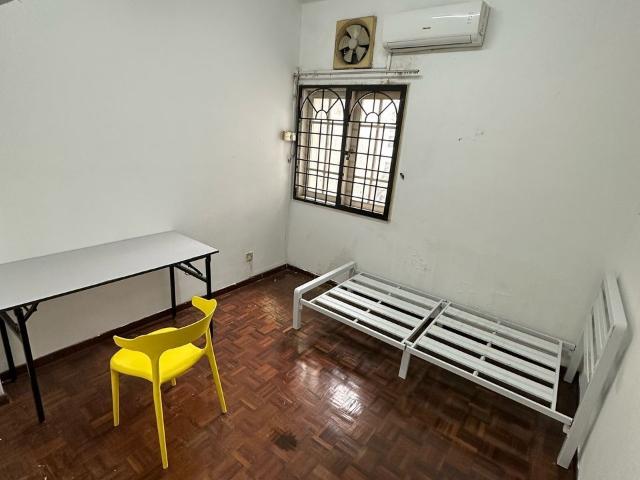 Room for rent in Petaling, Subang Jaya