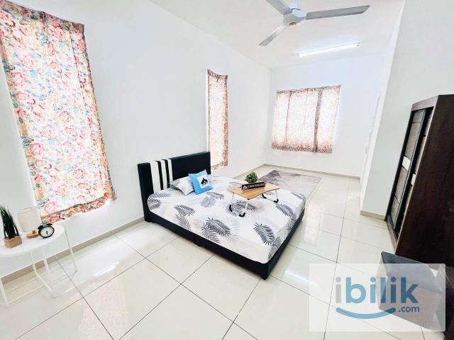 Room for rent in Sendayan Village, Negeri Sembilan