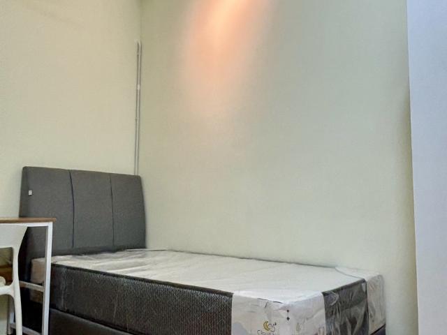 Room for rent in Petaling, Alam Impian