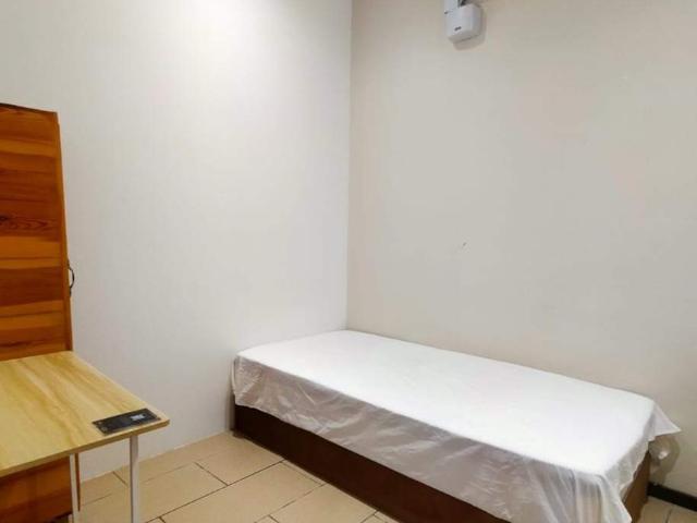 Room for rent in Petaling, Alam Impian